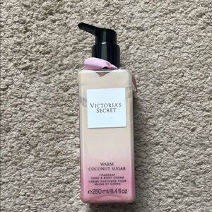 Victoria's Secret Pink and Cream Hand Cream